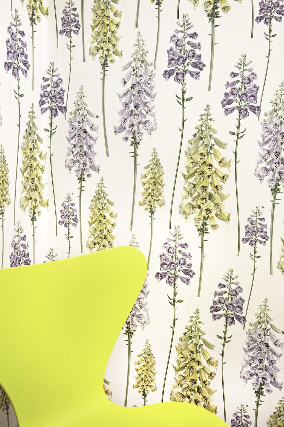 Bedroom 3- Wallpaper detail