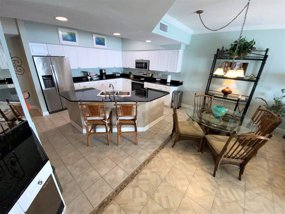 Island kitchen