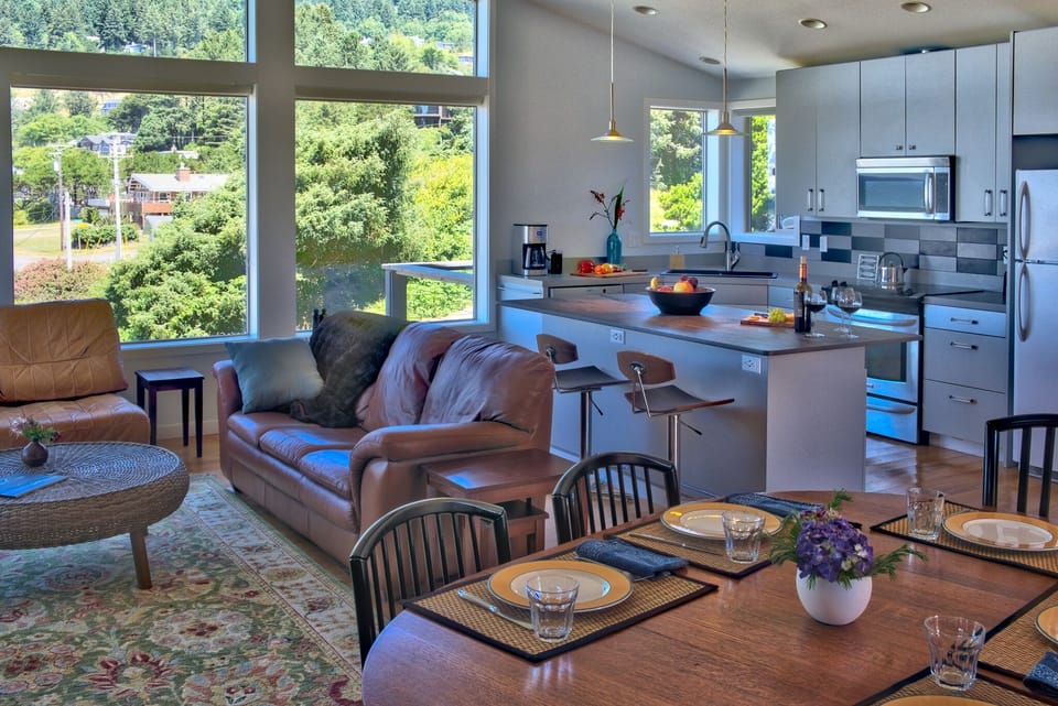 Dining Table View