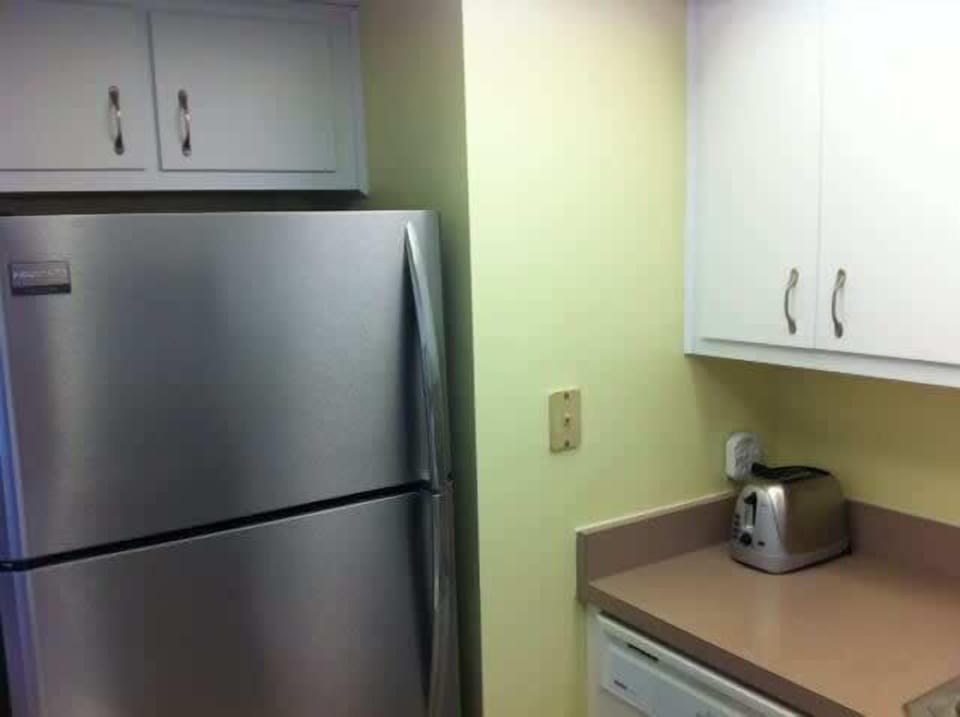 Fully-stocked kitchen with updated appliances - fridge, stove, toaster, keurig