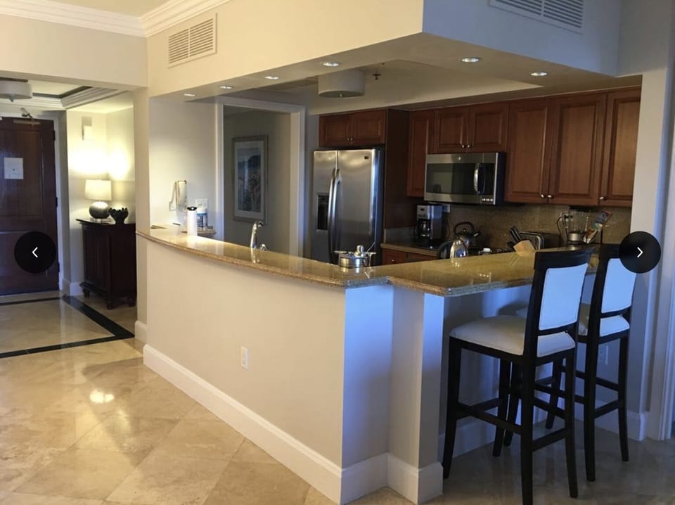 Large fully equipped kitchen 