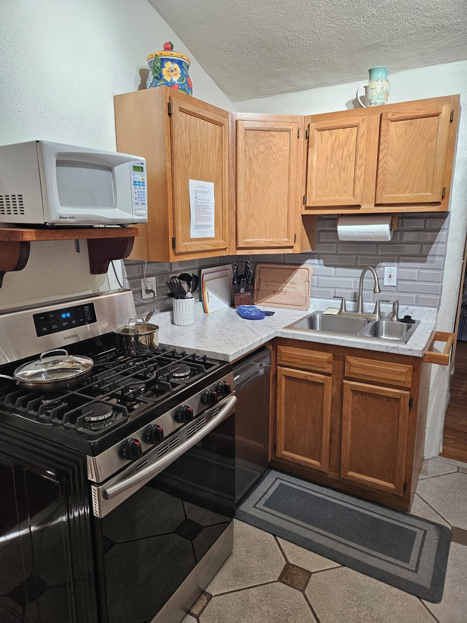 Gas Stove and Dishwasher