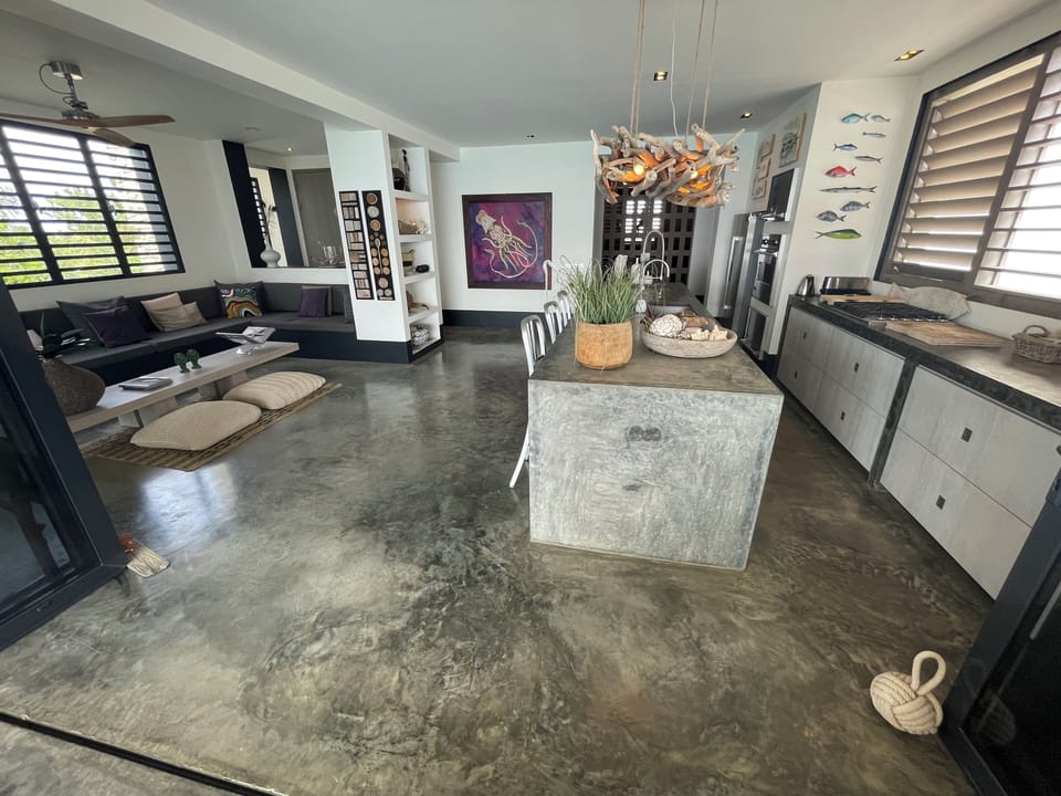 KAS DAAS LIVING FIRST FLOOR 