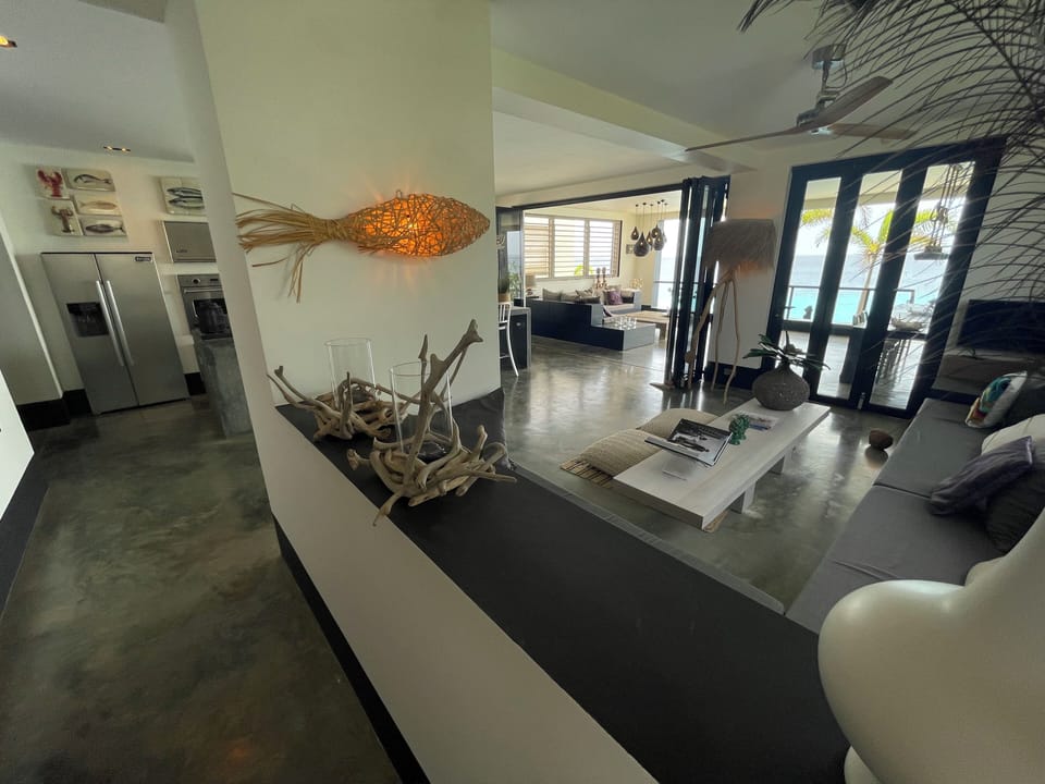 KAS DAAS LIVING FIRST FLOOR 
