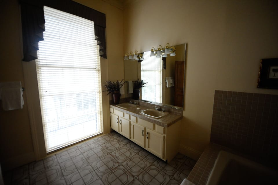 Double sink in master bath