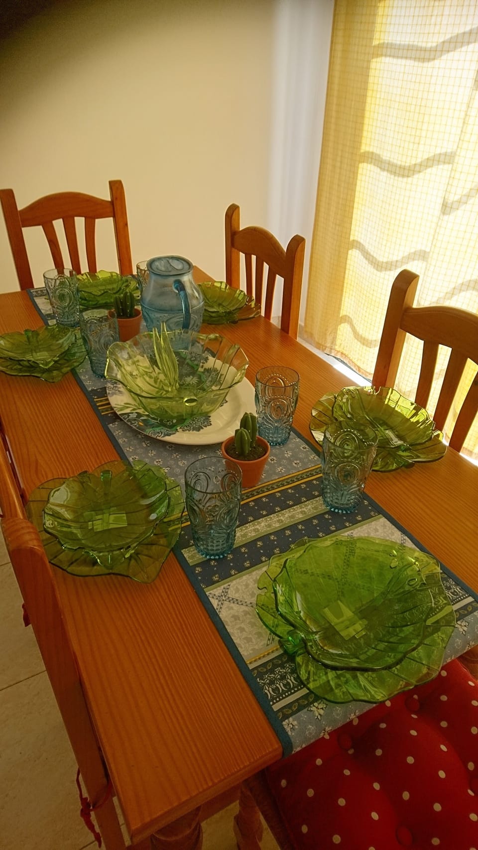 Dining table area