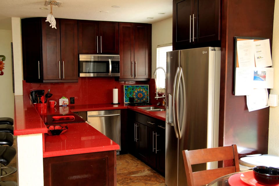 Galley kitchen -fully equipped