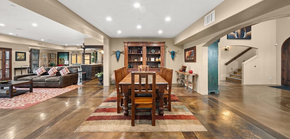 [Dining Room] Main dining with seating for 8 off the kitchen and living space