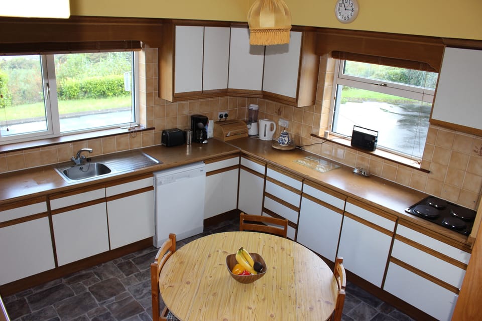 Bright modern kitchen