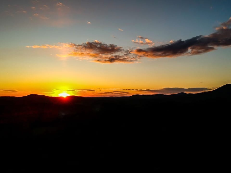 Enjoy a sunrise over the mountains from the back deck