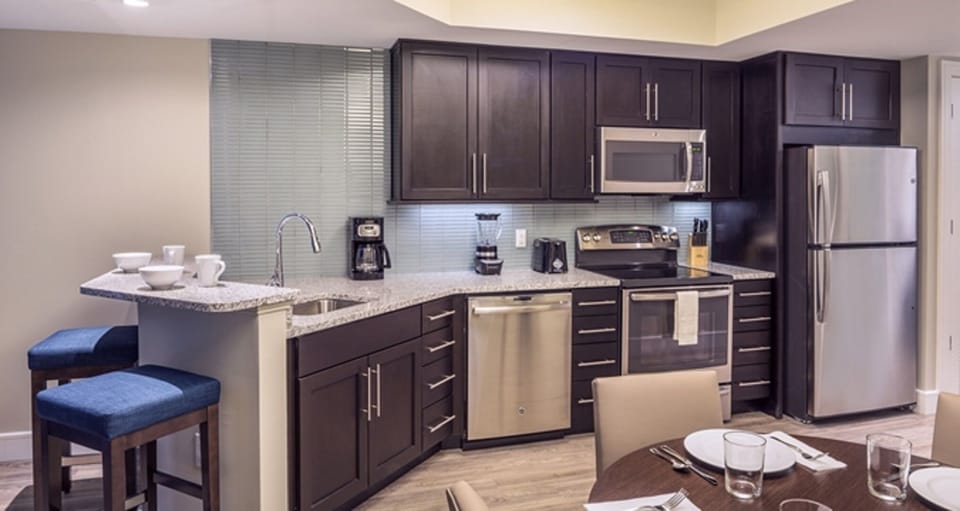 Full Kitchen that is well equipped to cook if you so desire