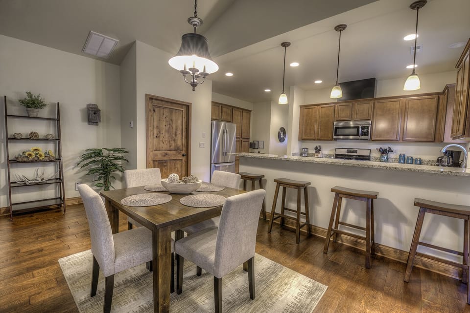 Dinning/Kitchen