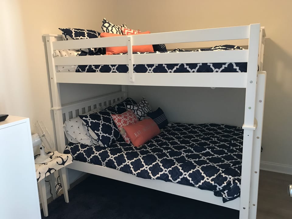 Double bunk above and below