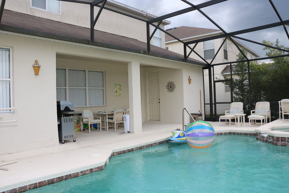 Patio-Pool & Spa