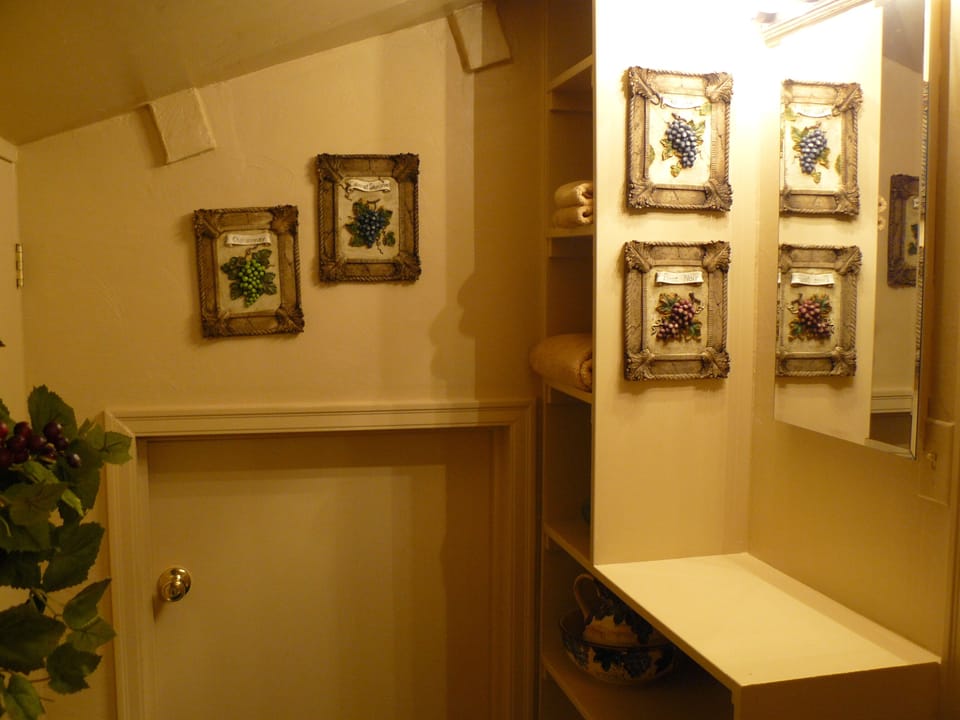 Tuscan Room