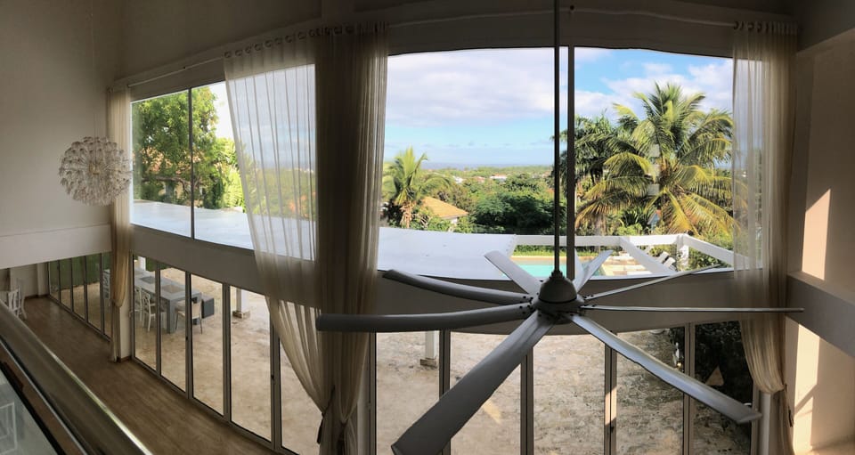 Ocean View From Top Level