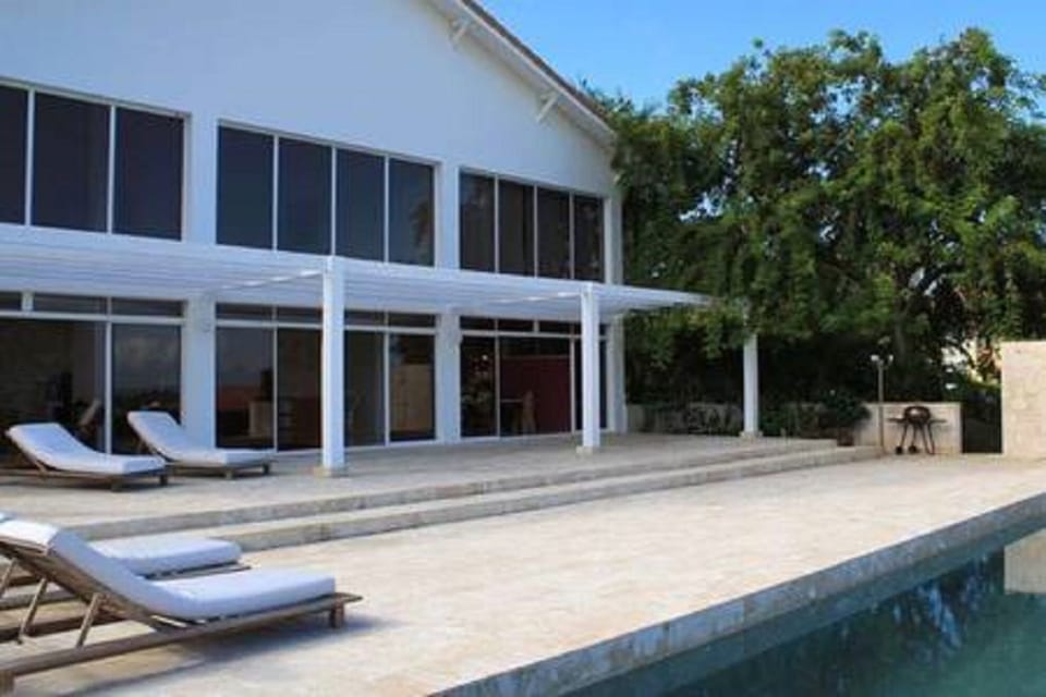 Front Deck Facing Villa