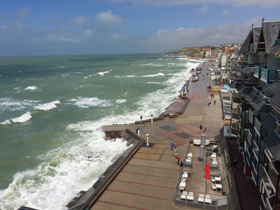 Beach/ocean view