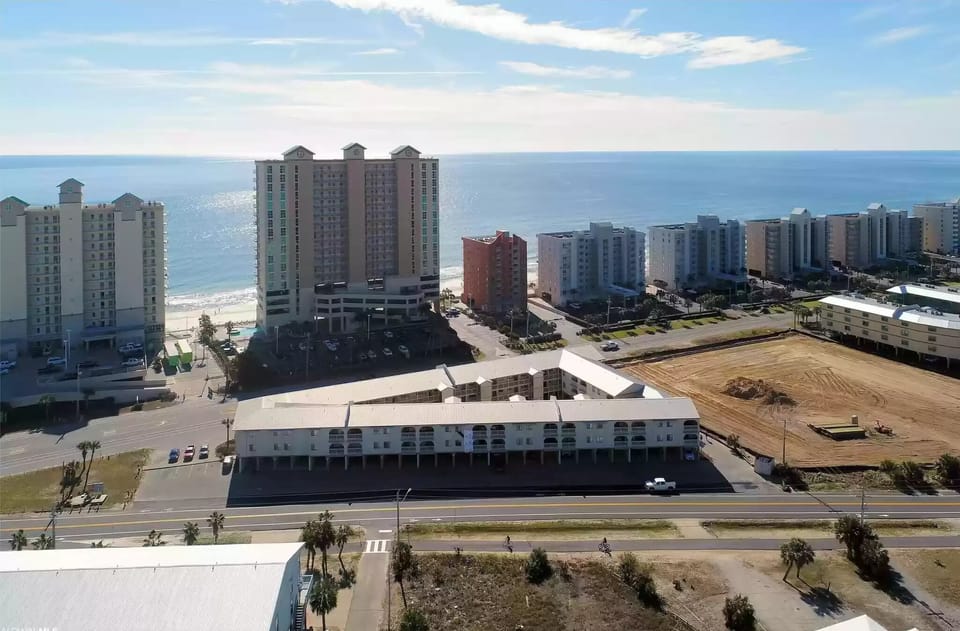 View of complex-top right corner unit