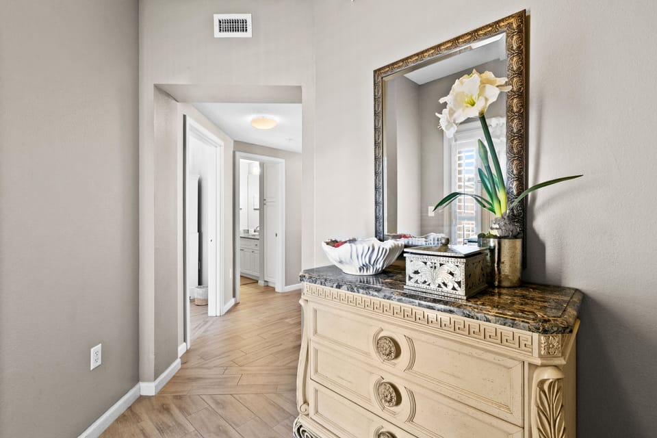 Entry area