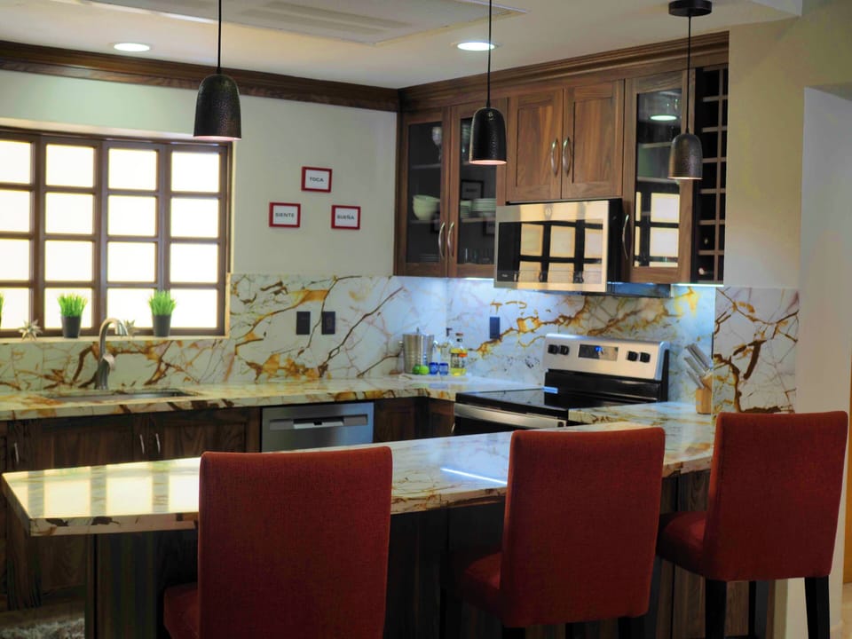 Recently updated kitchen with new granite countertops!