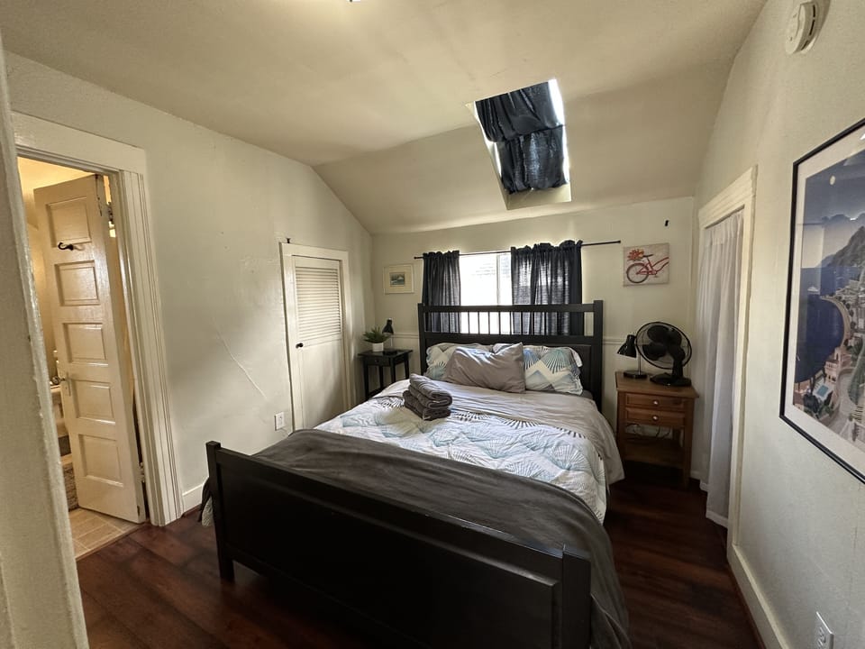 bedroom 2 (different bedspread)