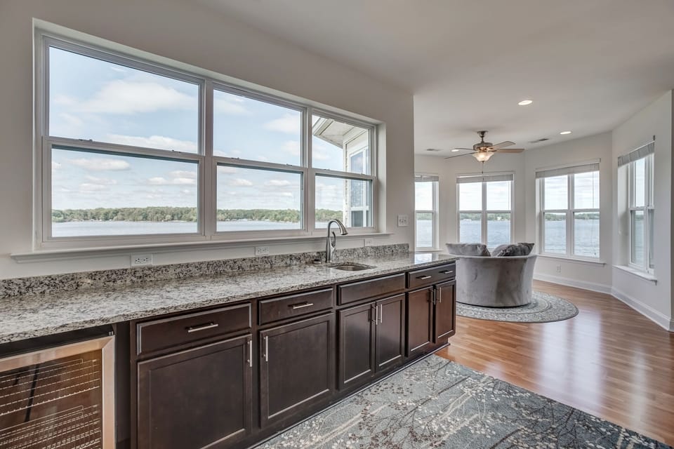 2nd level owner’s suite