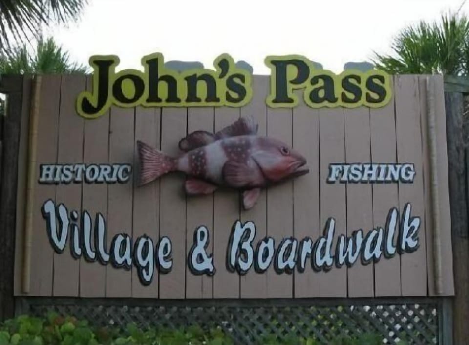 'World famous Johns Pass is just a short ten minute walk'