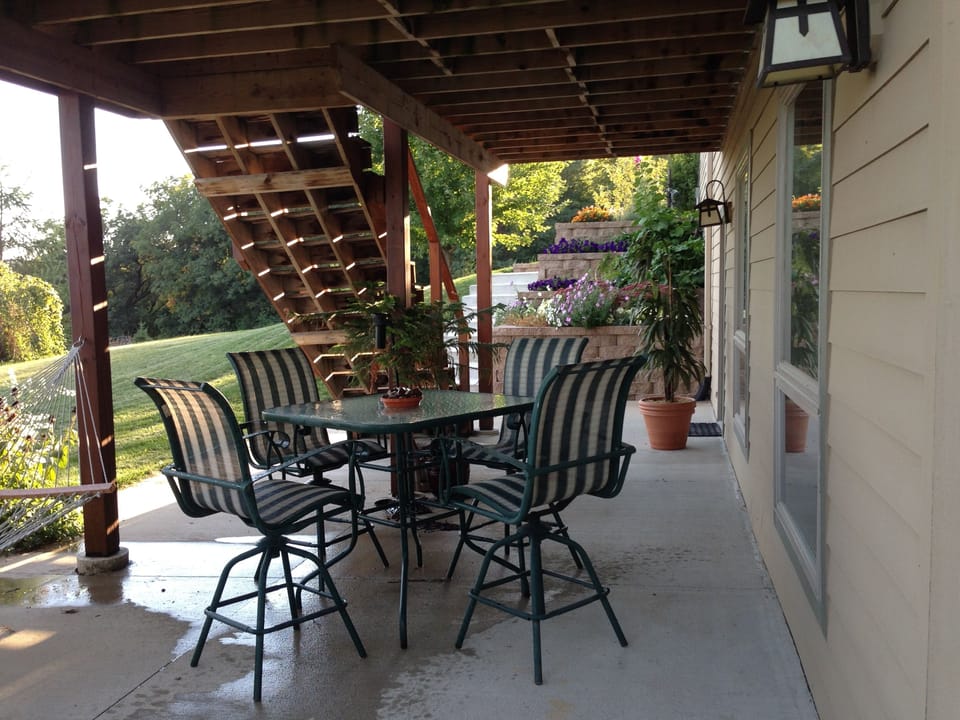Garden View  patio with Valley View deck above