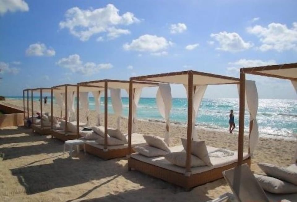 Lots of cozy places to be on our beach... all free to our guests