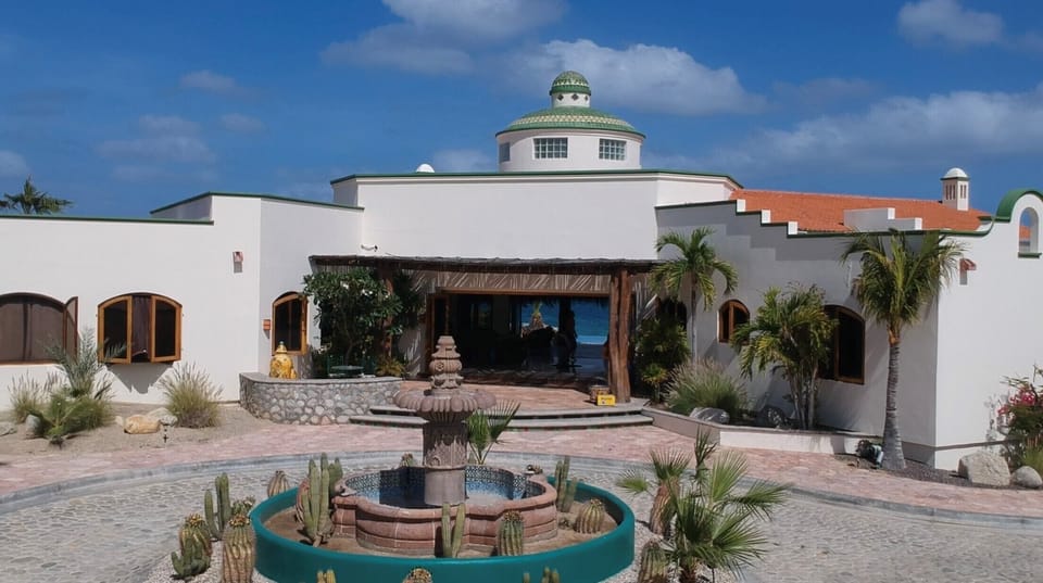Casa Cardonal Entry