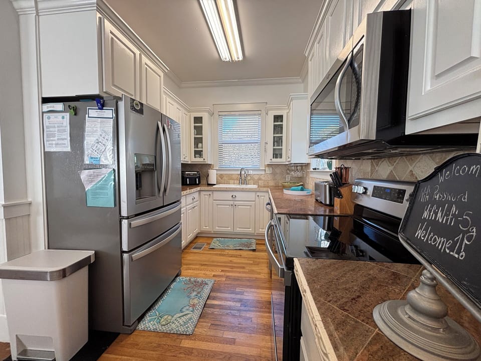 Kitchen 2cd Floor