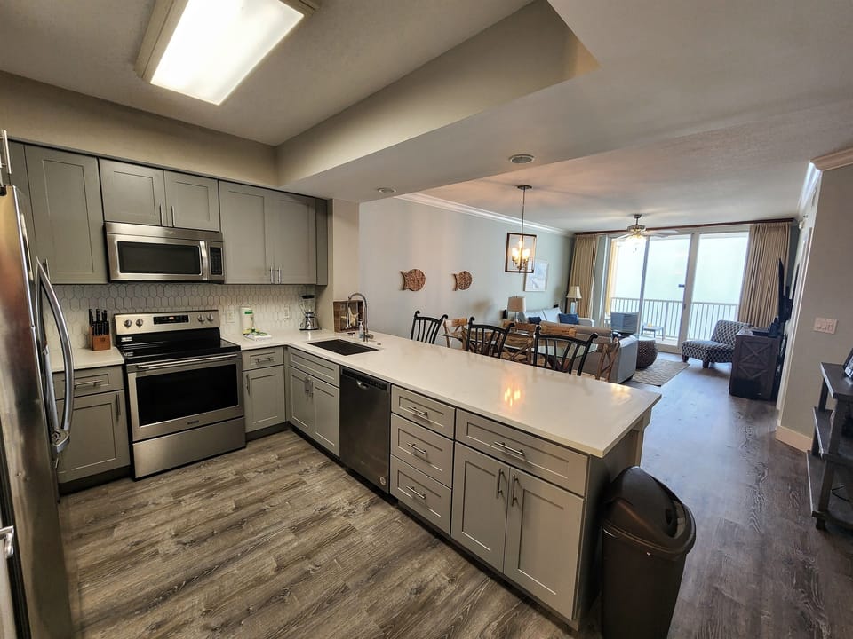 Kitchen Paradise: Sleek surfaces and modern appliances await your culinary adventures!
