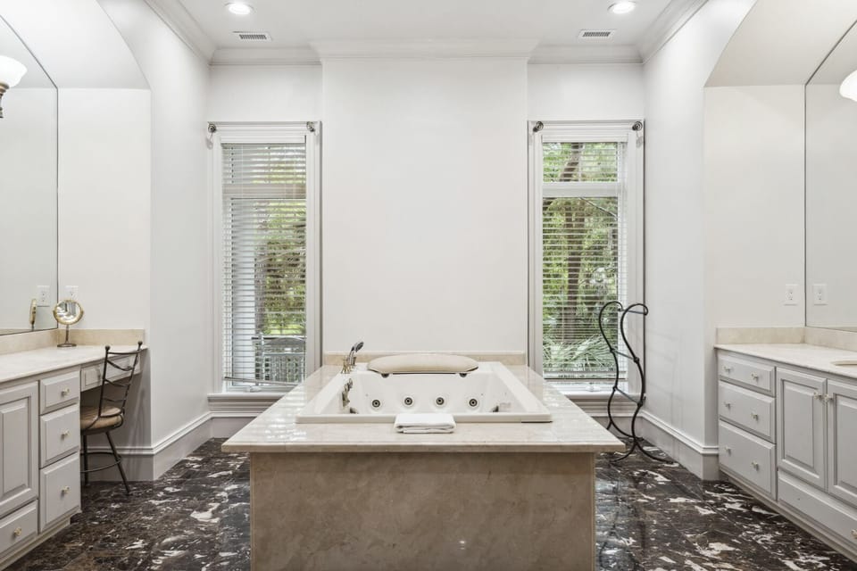 Bathroom 1 (Primary)