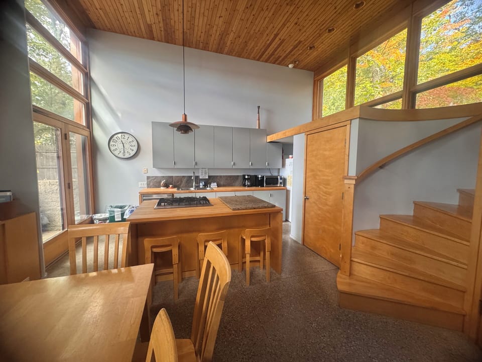 Kitchen/Dinning Room