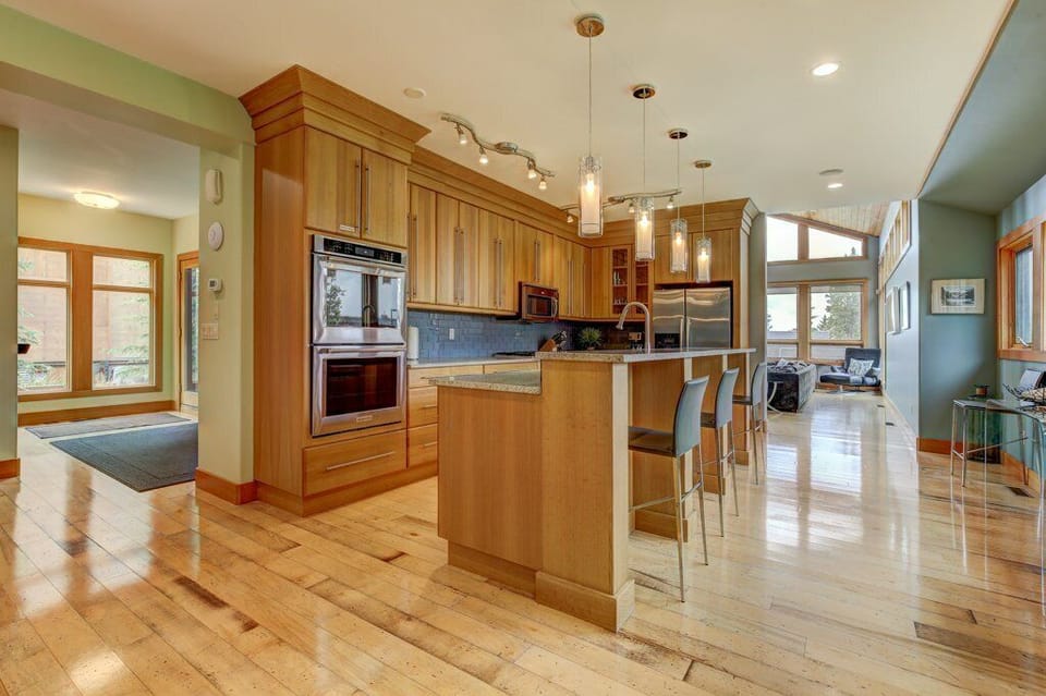 Rundle Vista managed Exclusively by Rockies Rentals