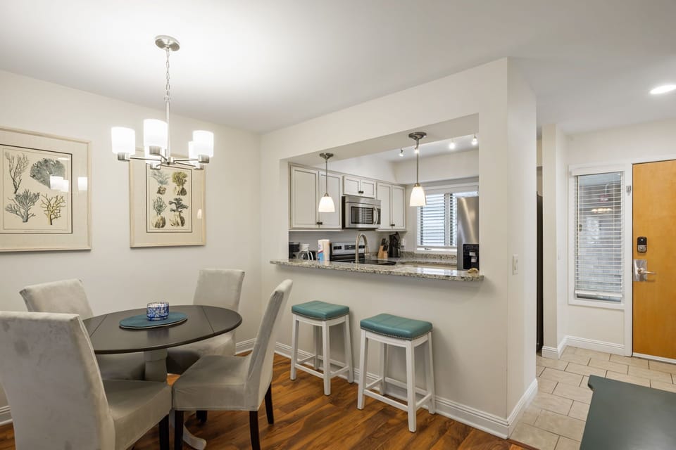 Counter Seating