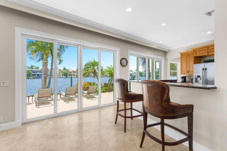 Kitchen counter for entertainment and view