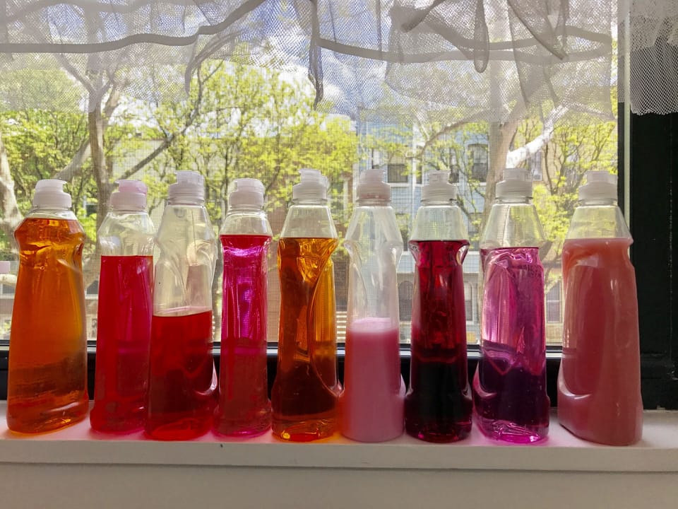 Dish washing liquid display