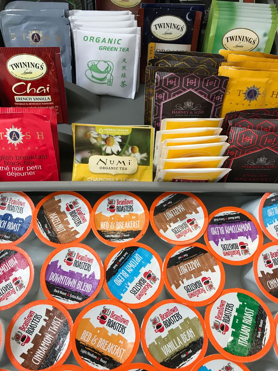 Teas and coffee pods 