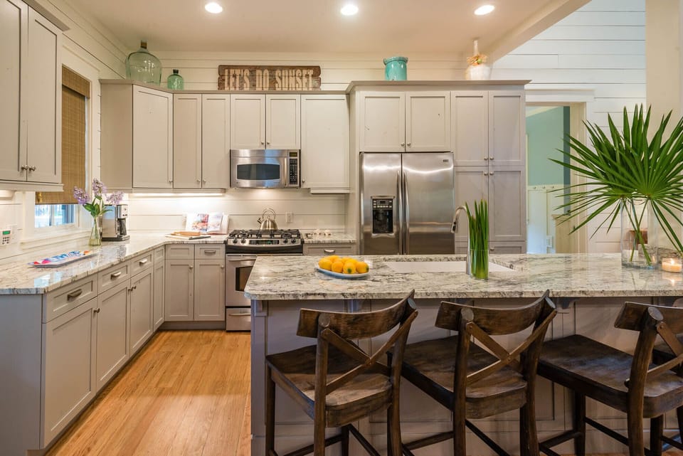 First Floor: Kitchen