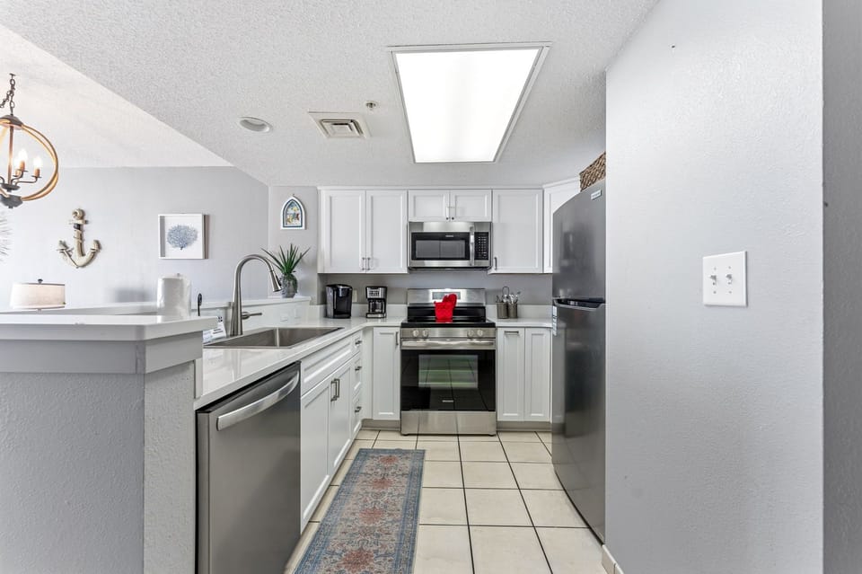Fully equipped kitchen