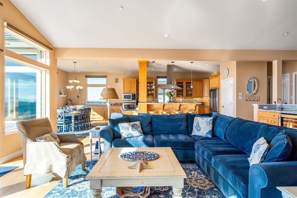 Open concept living at it's best!