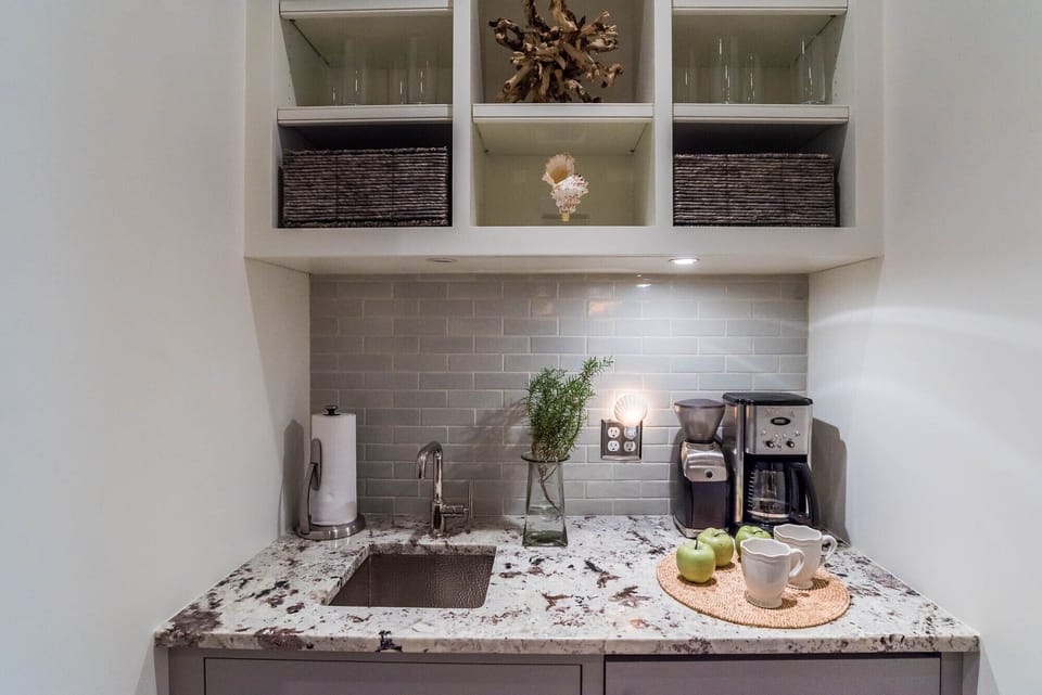 First Floor: Kitchenette