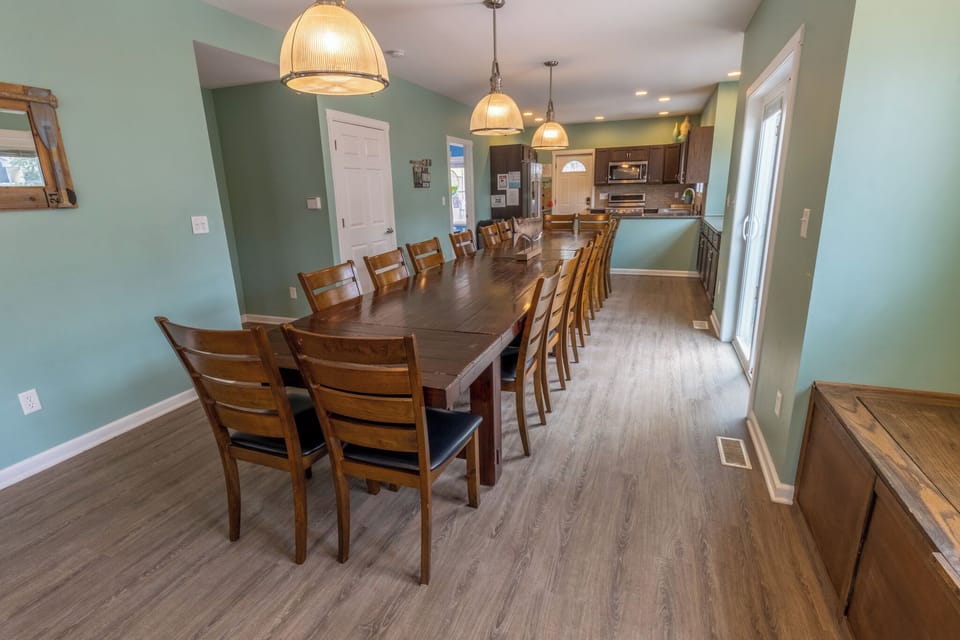 Main Level | Dining Room