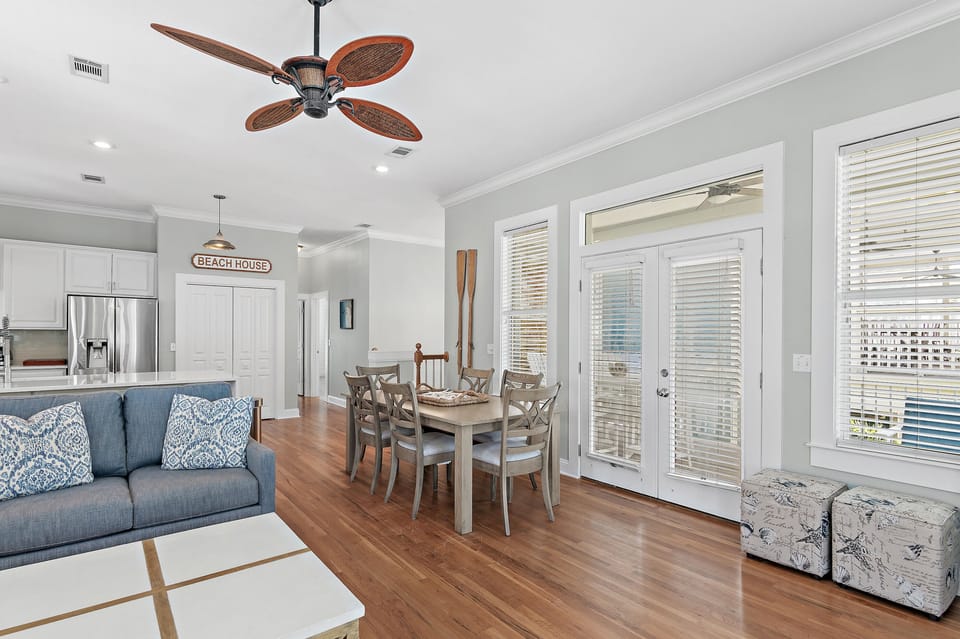 Daydreams By The Sea - Water's Edge of Seacrest - Second Floor - Dining and Living Room