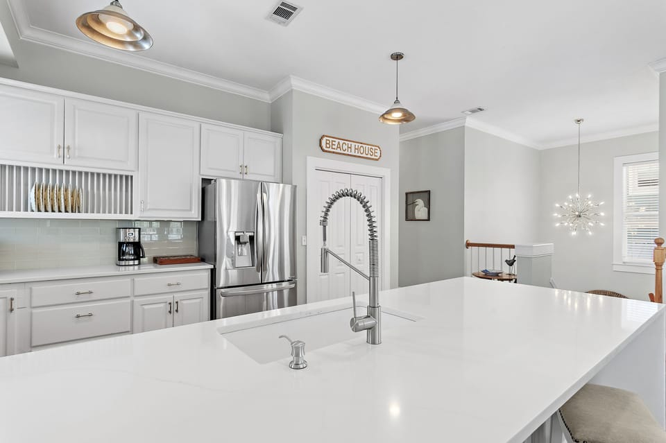 Daydreams By The Sea - Water's Edge of Seacrest - Second Floor - Kitchen
