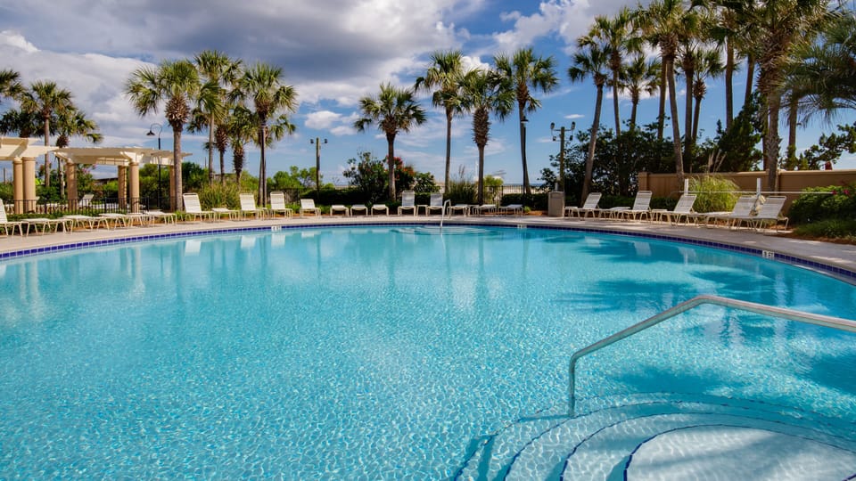 Westwinds Community Pool