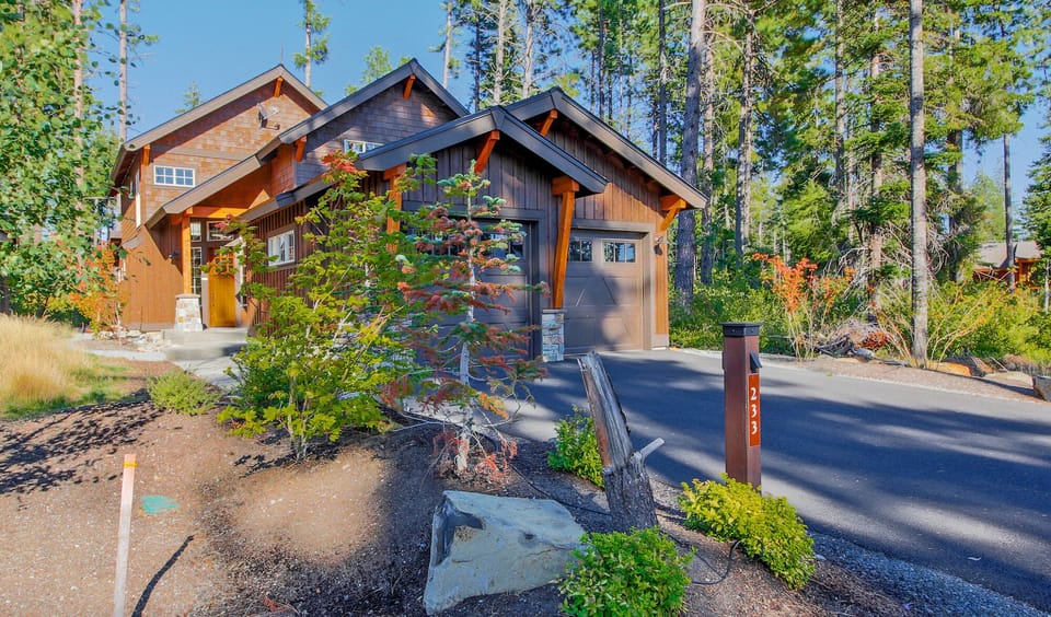 Suncadia Trail - All Seasons Vacation Rentals - Suncadia Trail in early Fall