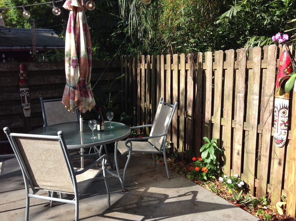 Guest Patio Area